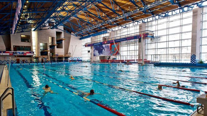 Perfectly illuminated Marina Club's indoor 50x25 m Olympic pool